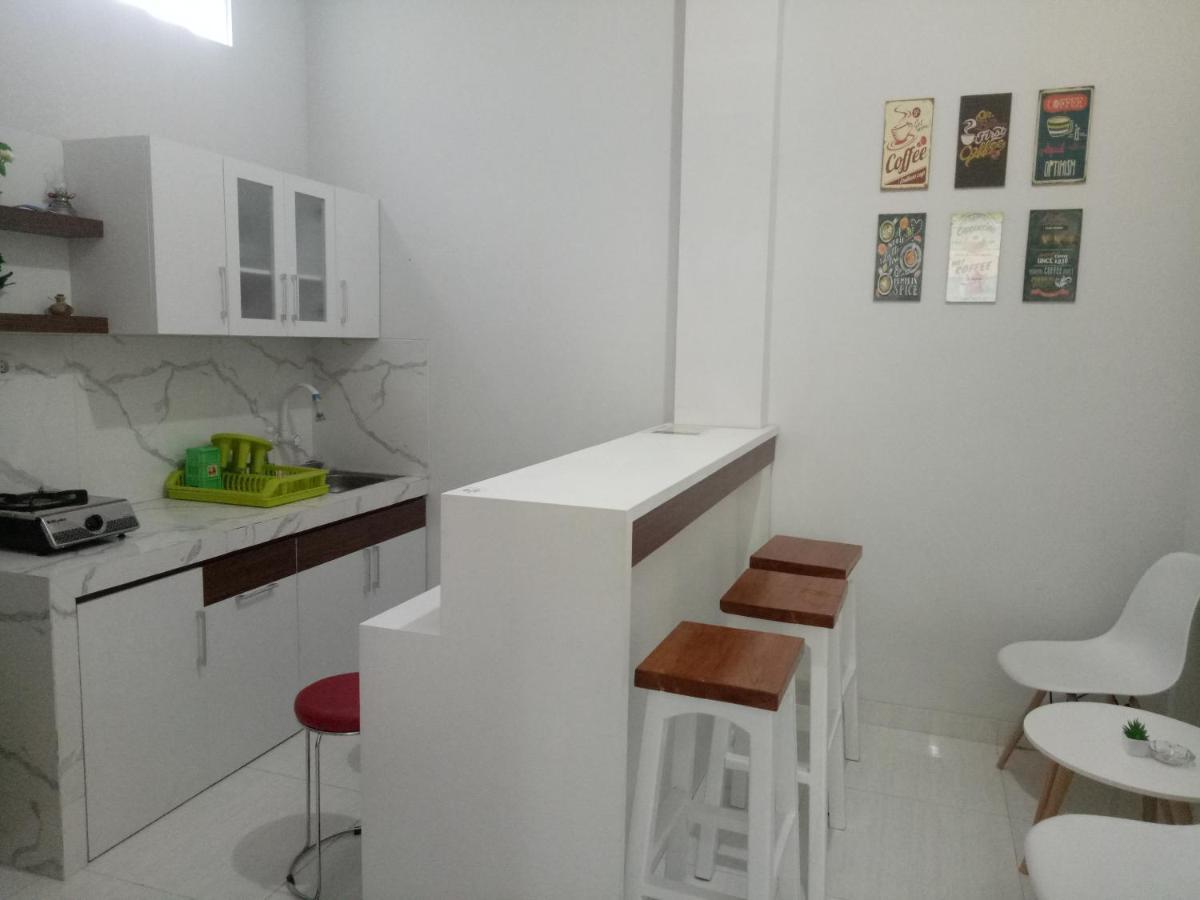 Omah Bondi Family Homestay By Fh Stay Джок'якарта Екстер'єр фото